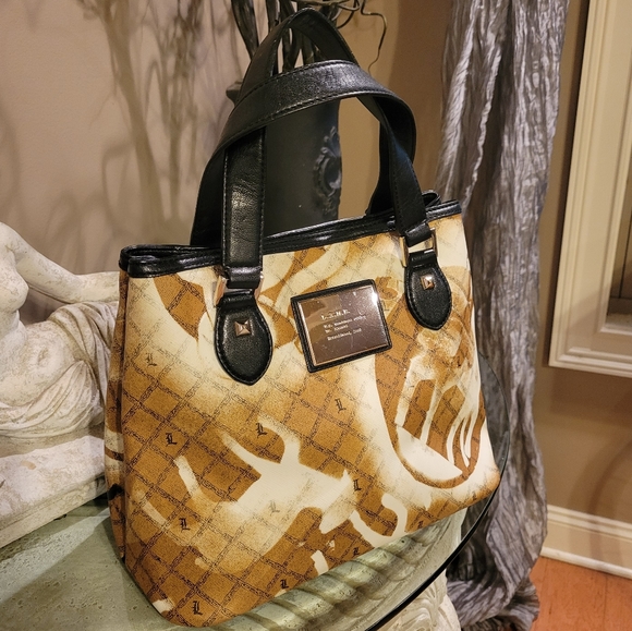 L.A.M.B. by Gwen Stefani Stencil Pattern Bag #421 - Picture 5 of 17